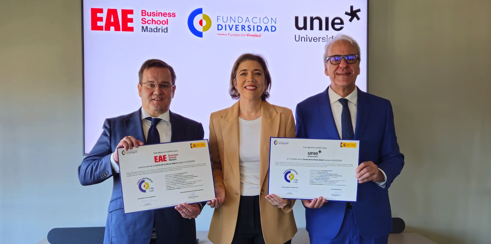 Acto de firma UNIE EAE 2026
